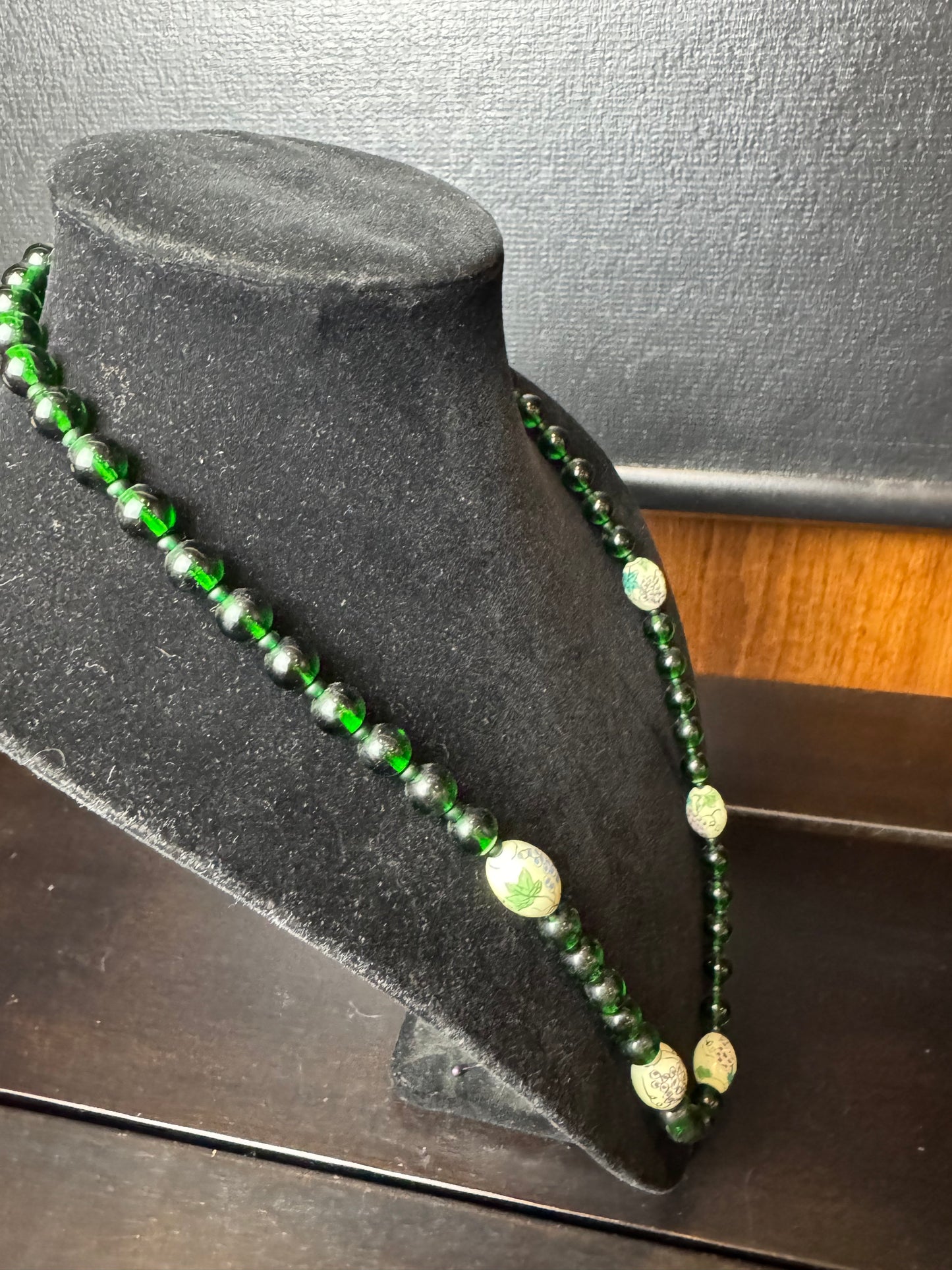 Green and Grape Vine Bead Necklace