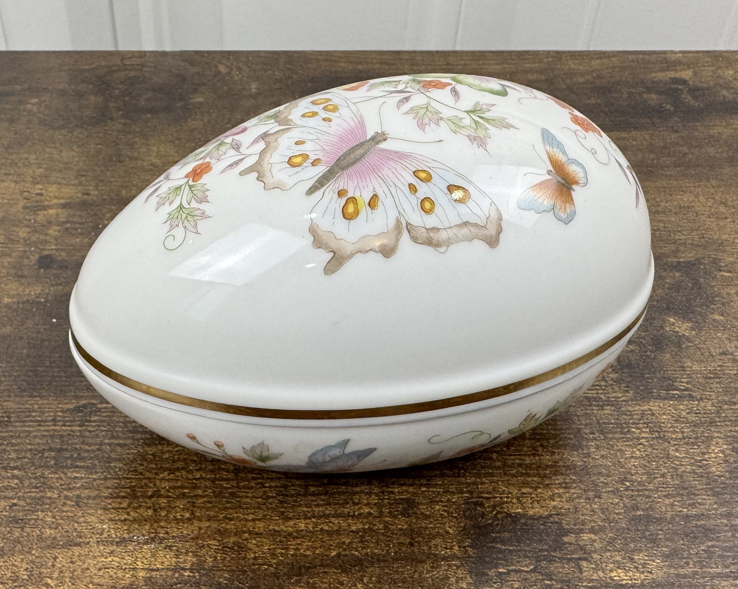 Vintage Avon “Butterfly Fantasy” Egg Shape Trinket Box