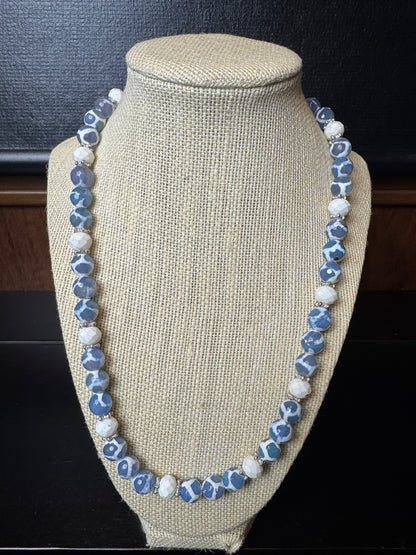 Blue and White Lace Agate Beaded Necklace