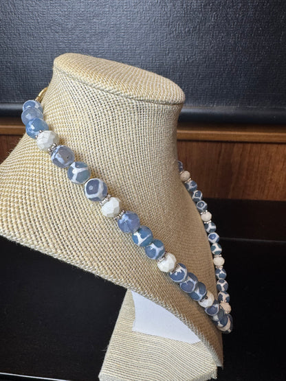 Blue and White Lace Agate Beaded Necklace