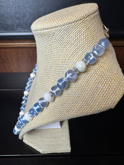 Blue and White Lace Agate Beaded Necklace