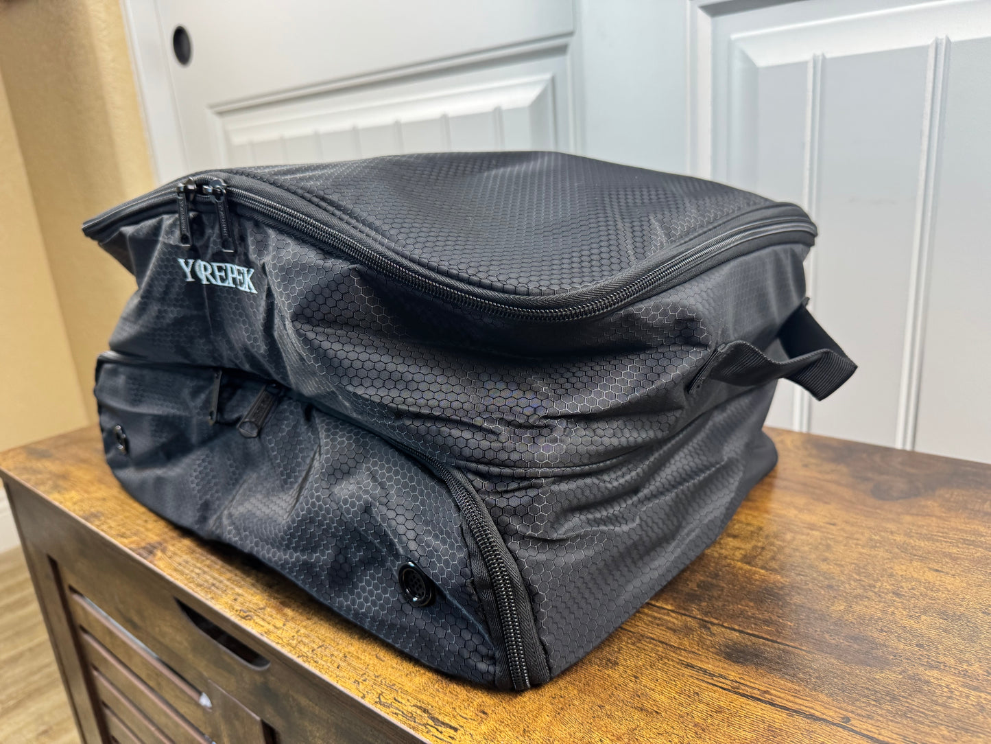 YOREPEK 2 Layer Travel Golf Organizer