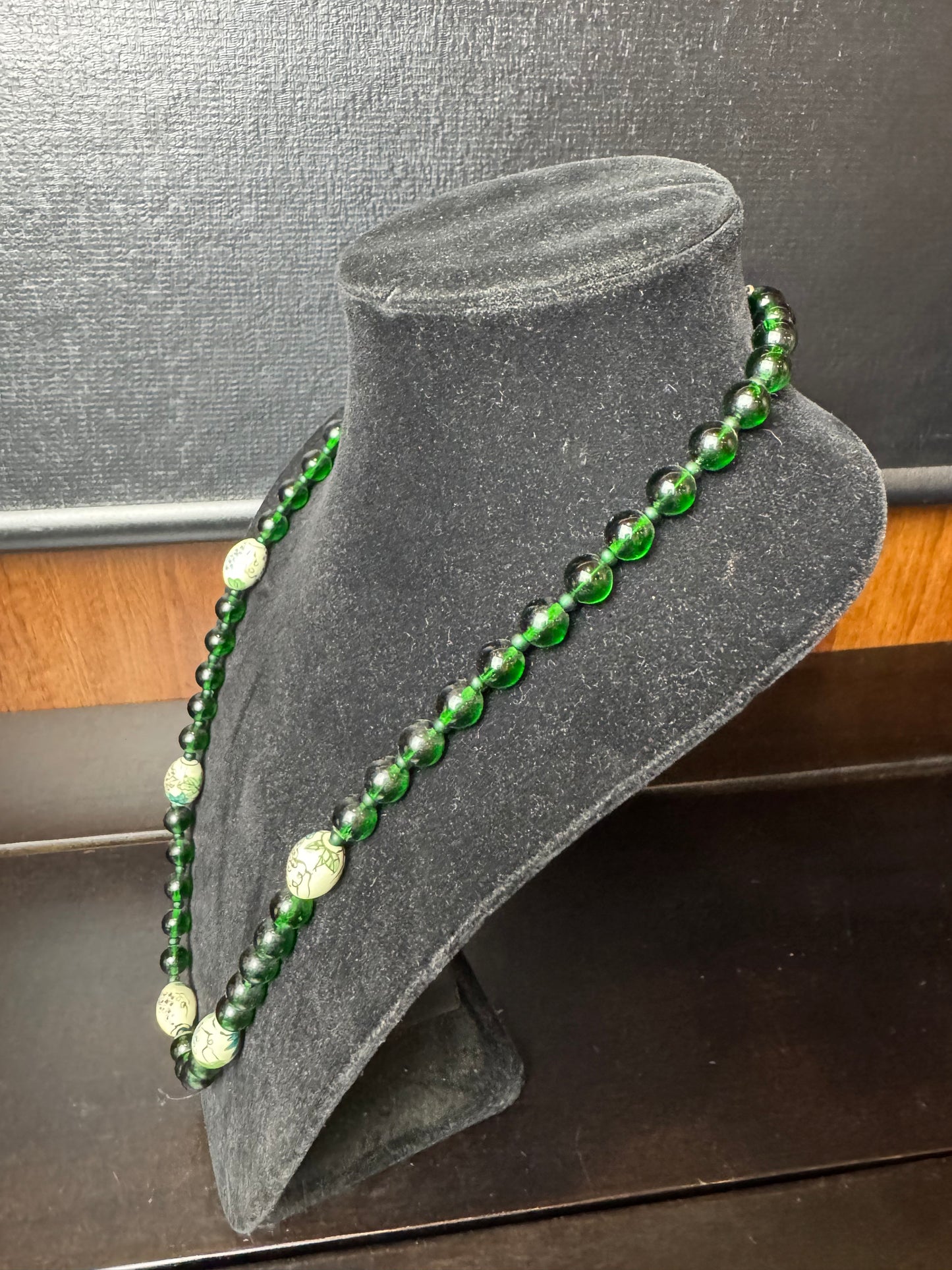 Green and Grape Vine Bead Necklace