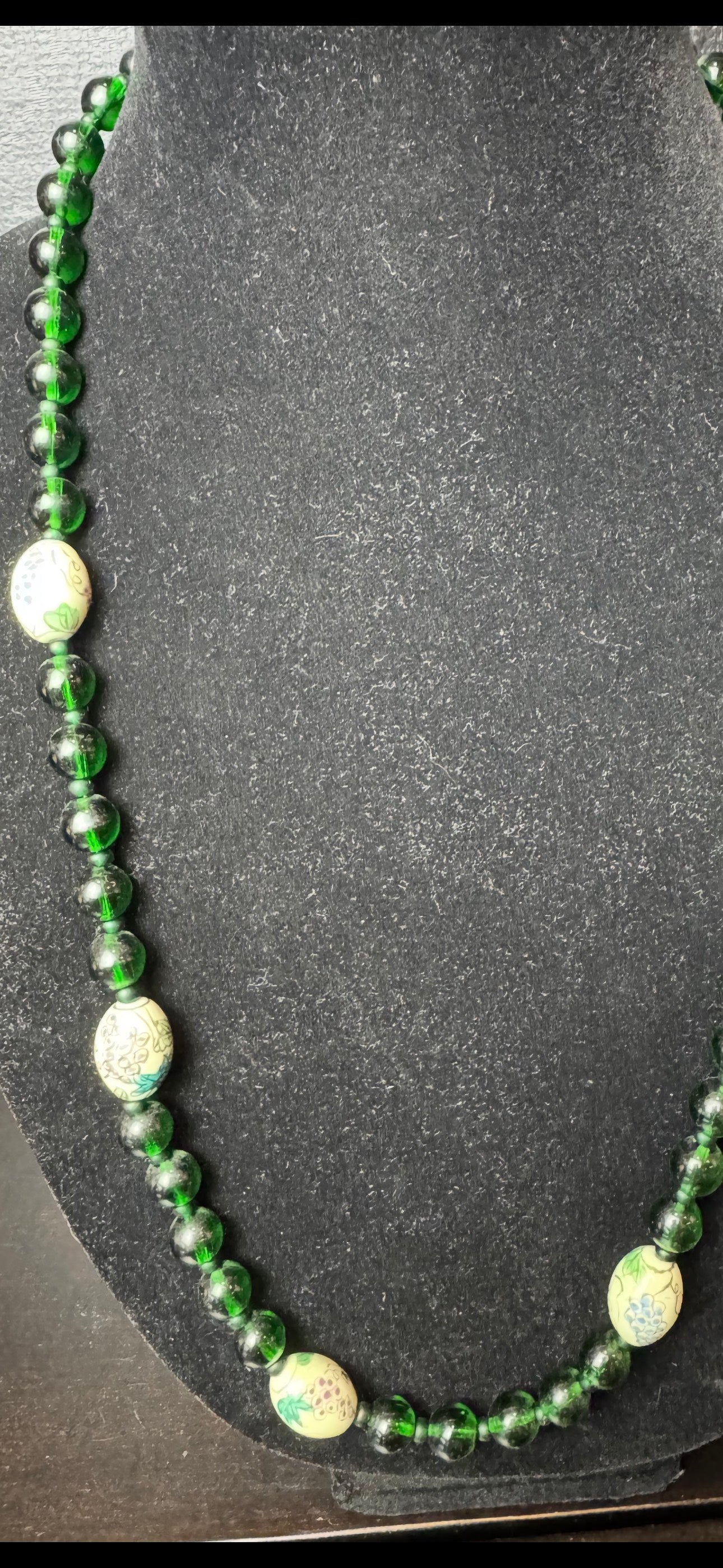 Green and Grape Vine Bead Necklace