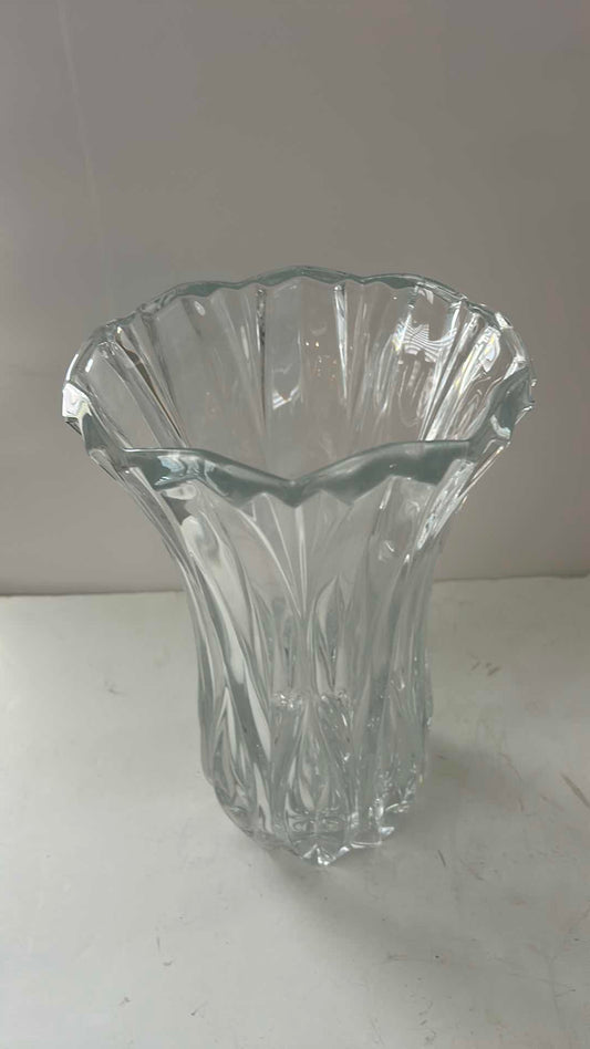 LARGE CUT CRYSTAL VASE H-12 in