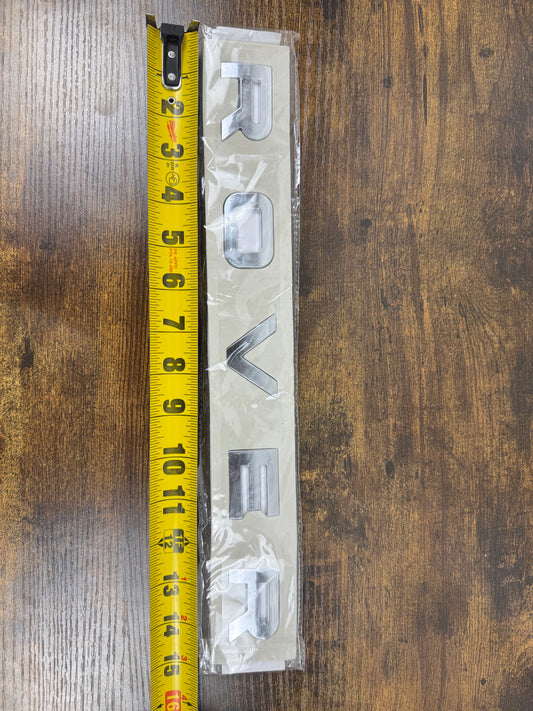 Range Rover Chrome Letters and 2 Wheel Caps