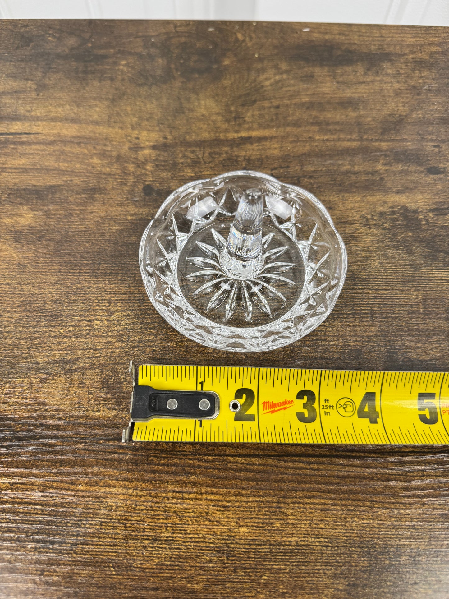 GLASS RING HOLDER 3.25”