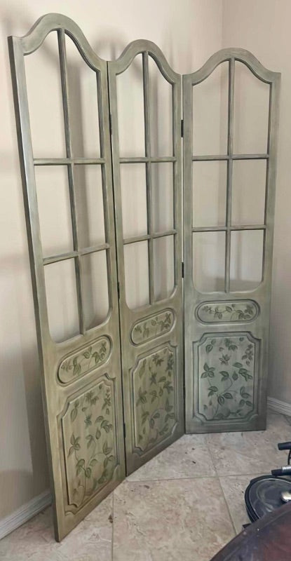 VINTAGE HAND-PAINTED 3 SCREEN ROOM PANEL / DIVIDER H78 INCH