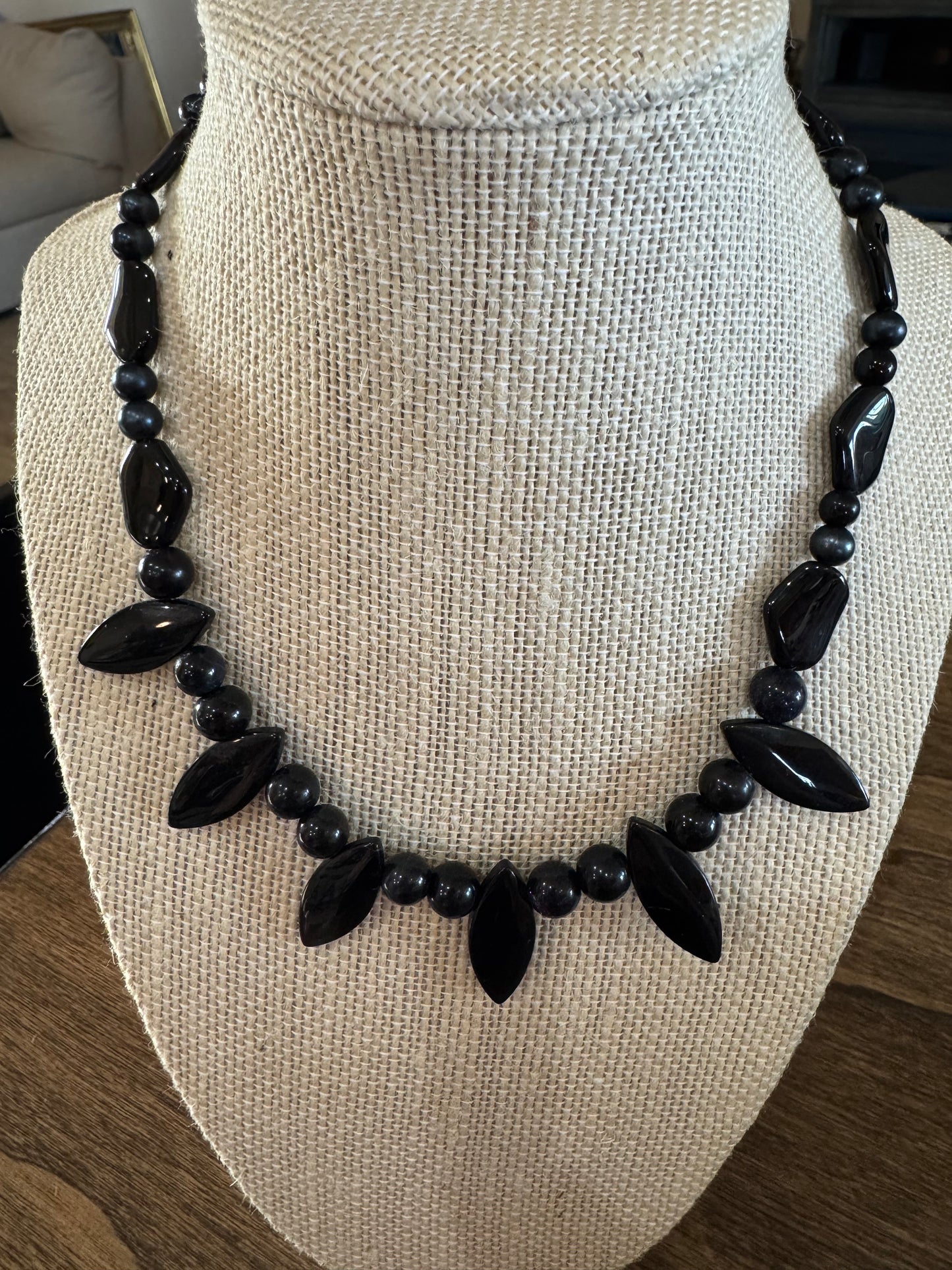 Hand-made Vintage Black Stone Bead Necklace 16inch