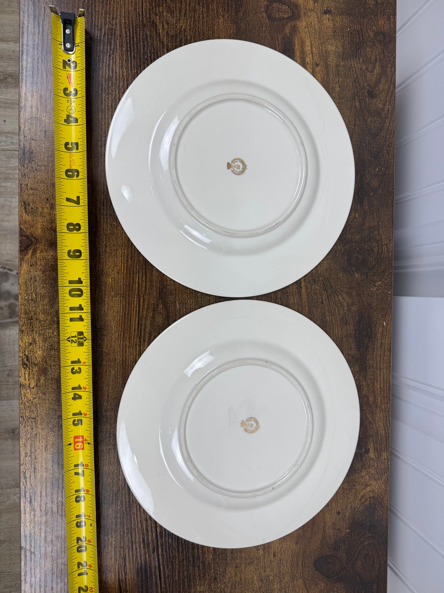 10.5” LA MIEUX CHINA PLATE, HAND PAINTED, 24 KARAT GOLD PLATED